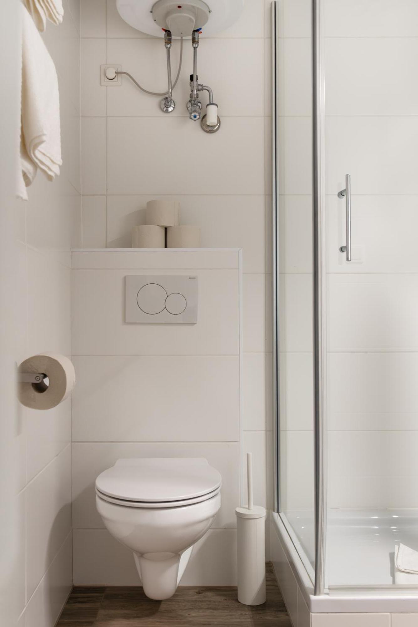Studio Apartment Near University Виена Екстериор снимка