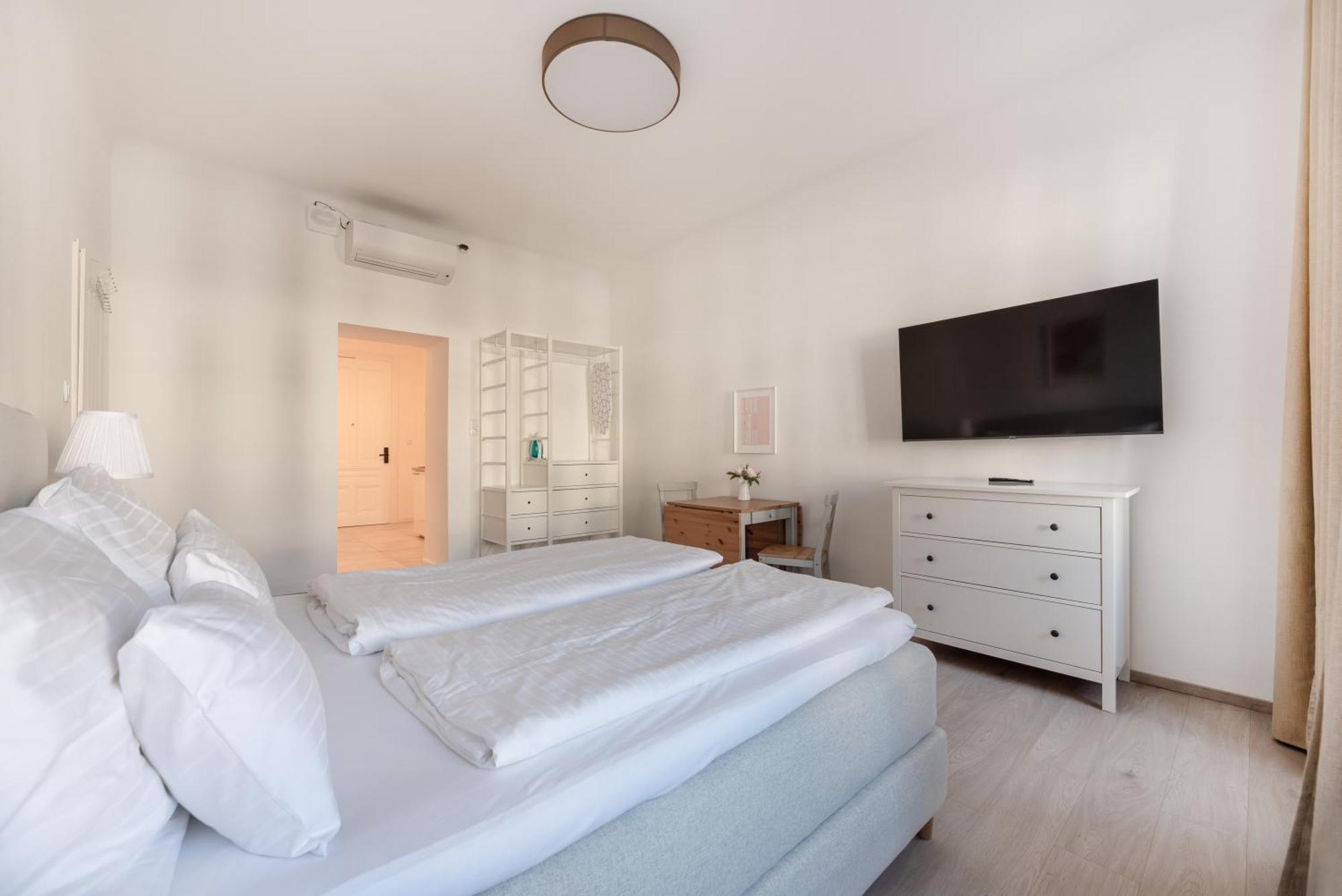 Studio Apartment Near University Виена Екстериор снимка