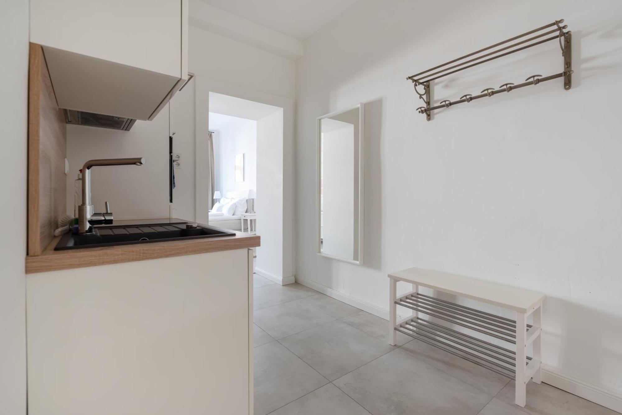 Studio Apartment Near University Виена Екстериор снимка