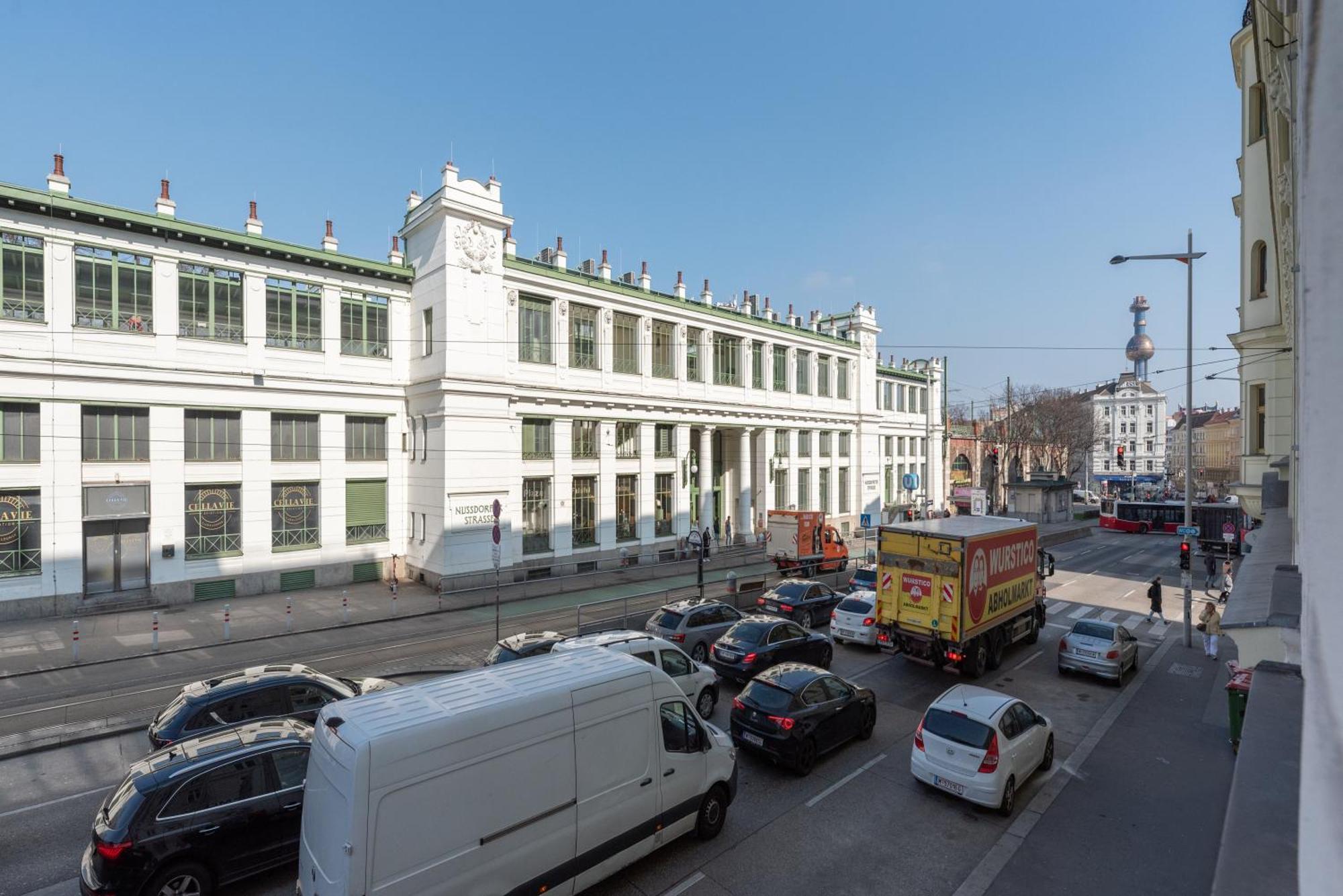 Studio Apartment Near University Виена Екстериор снимка