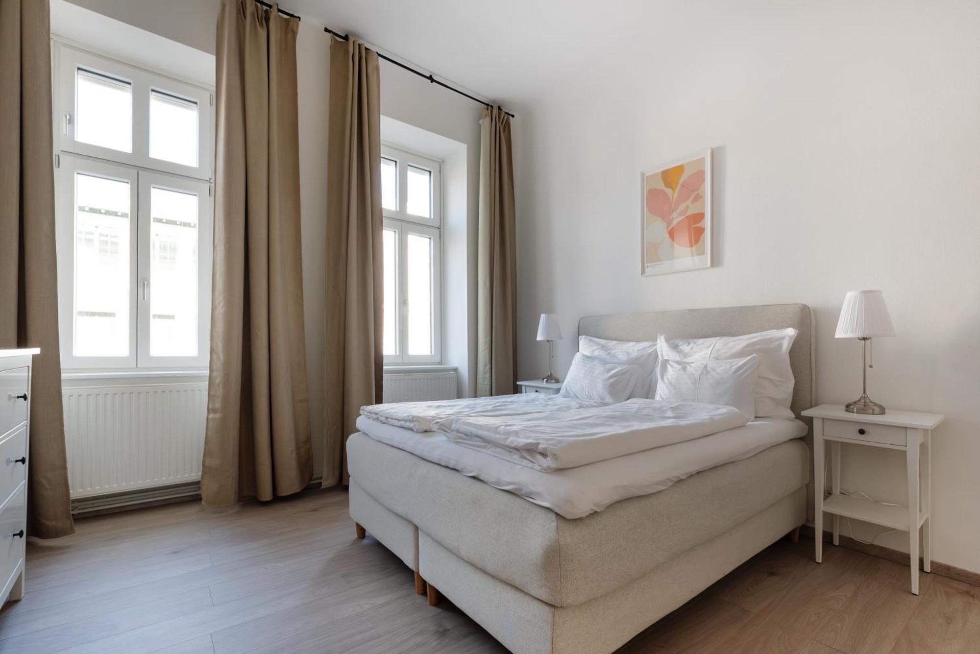 Studio Apartment Near University Виена Екстериор снимка